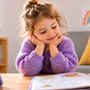Aplicații educative sau caiete de lucru: ce ajută copilul mai mult?