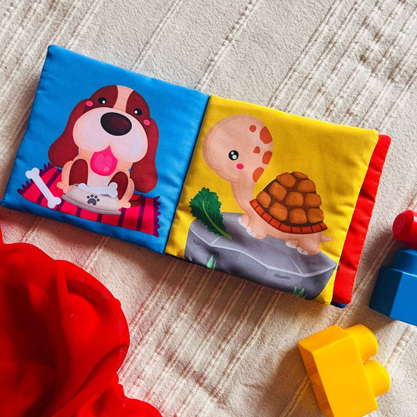 Cărți din material textil pentru copii mici (1+1 GRATIS)